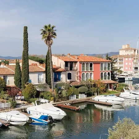 Maison Un Ponton Plein D Options Yourhosthelper